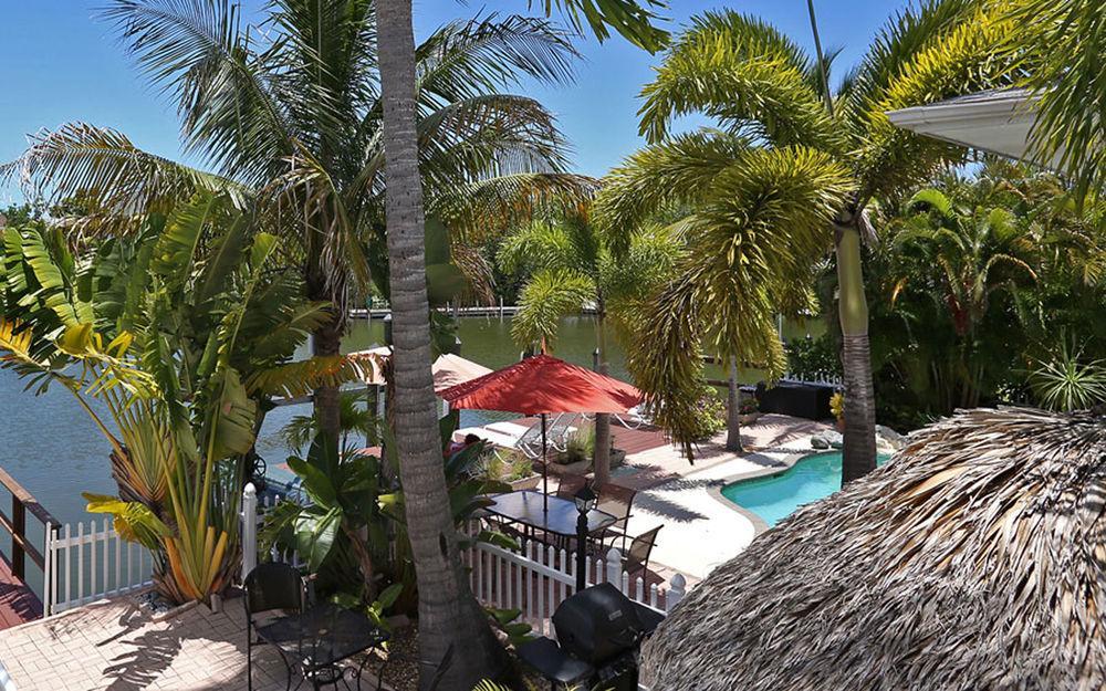 Manatee Bay Inn Форт Майерс Бийч Екстериор снимка