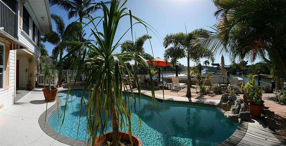 Manatee Bay Inn Форт Майерс Бийч Екстериор снимка