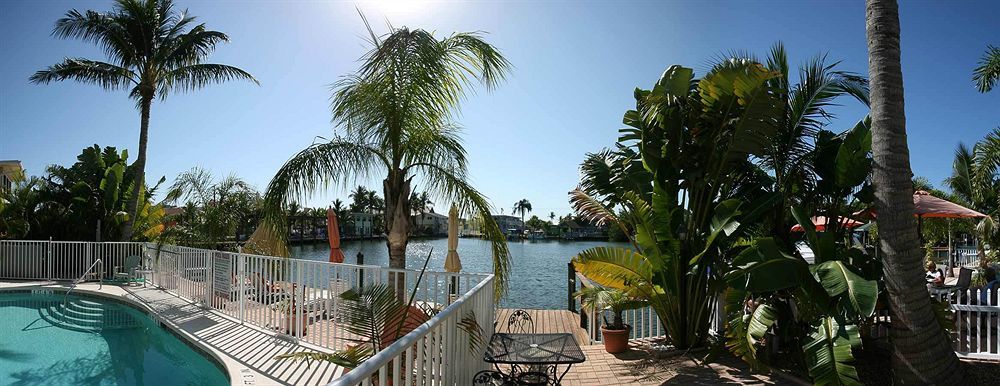 Manatee Bay Inn Форт Майерс Бийч Екстериор снимка